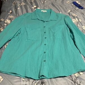 Long sleeve shirt size m
